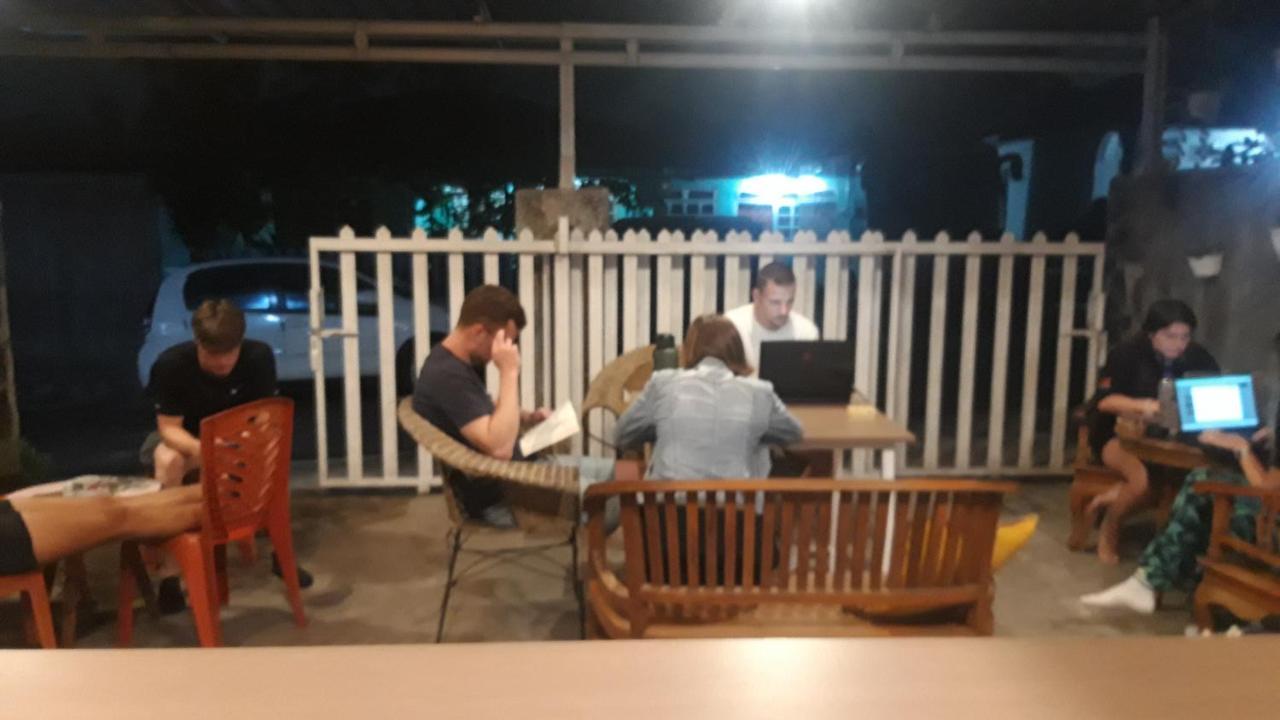 D-Rima Homestay روتينج المظهر الخارجي الصورة